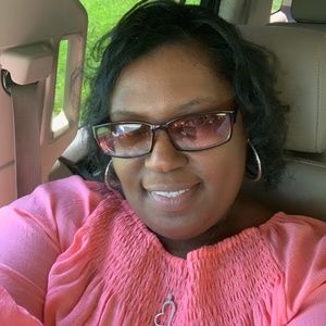 Meet your Posher, Charmaine